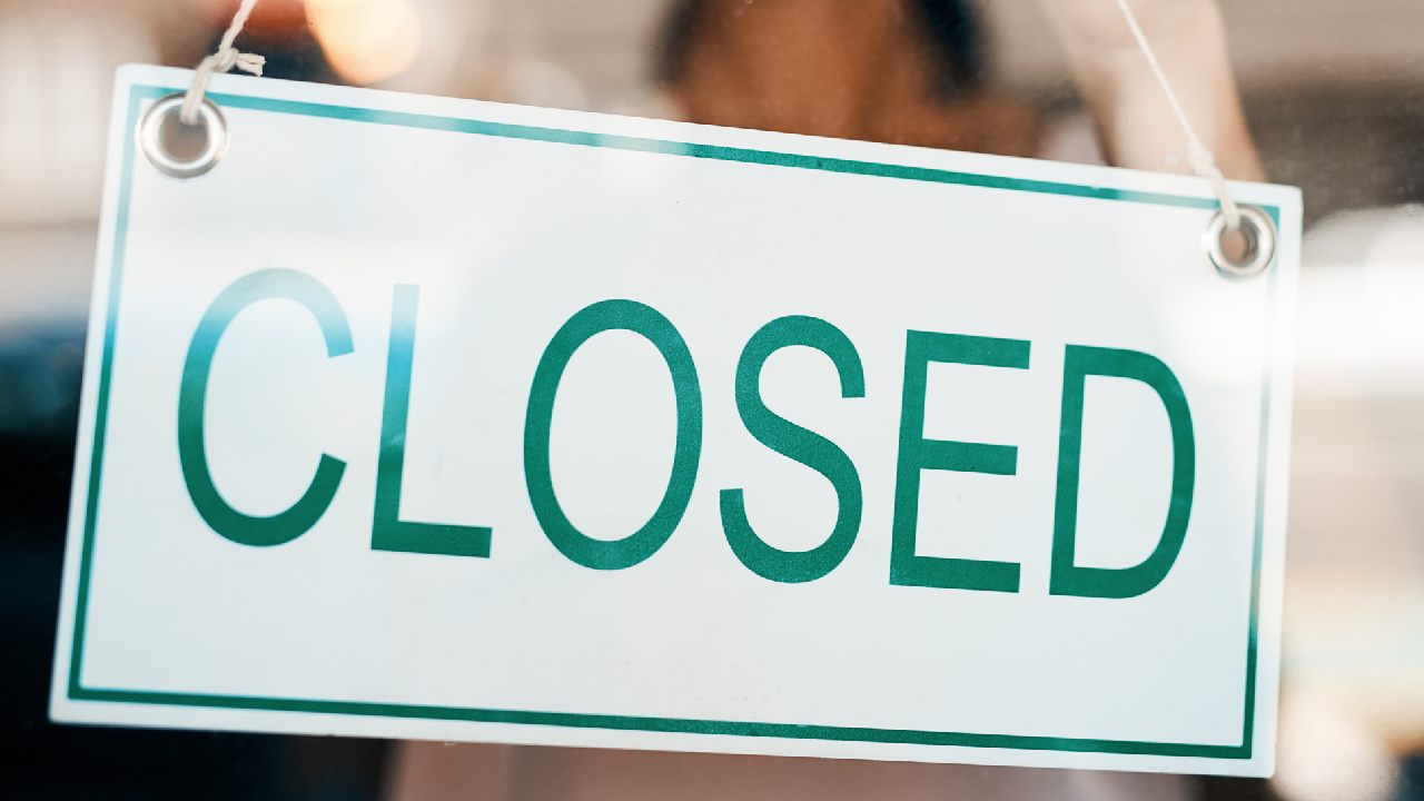 closed-sign-summary